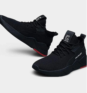 Genial Mens Black Synthetic Leather Sports Shoes