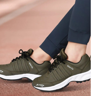 Attractive Comfortable Good Looking Sports Shoes For Men.