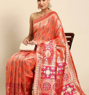 Womens Trendy Silk Blend Patola Saree With Blouse Piece