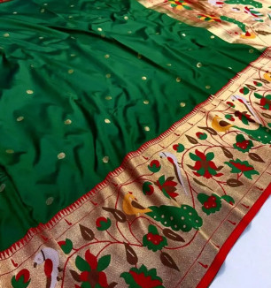 Womens Silk Blend Paithani Saree With Blouse Piece