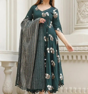 Stylish Rayon Slub Printed Flared Kurti With Dupatta For Women