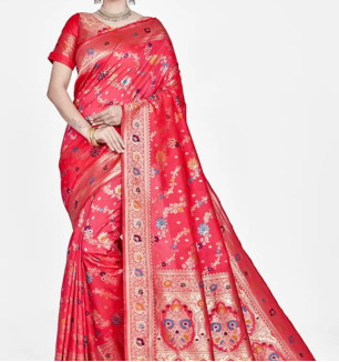 Stylish Silk Blend Zari Saree With Blouse Piece For Women