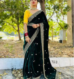 Stylish Fancy Designer Velvet Saree With Blouse Piece For Women