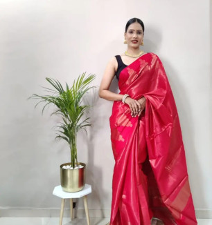 Beautiful Art Silk Saree With Blouse Piece For Women