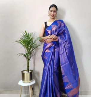 Beautiful Art Silk Saree With Blouse Piece For Women