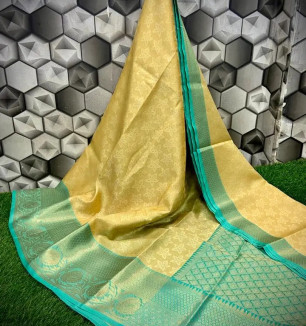 Nbsp;Stylish Women Banarasi Silk Cotton Saree With Unstitched Blouse Piece