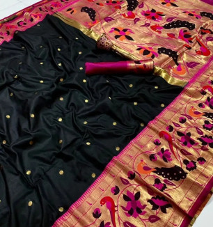 Women Pure Paithani Silk Saree With Blouse Piece